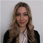 Insegnante di lettere per lezioni di latino e italiano